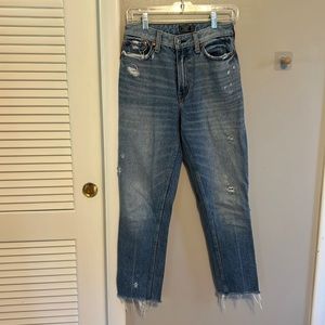 A&F mom Jean